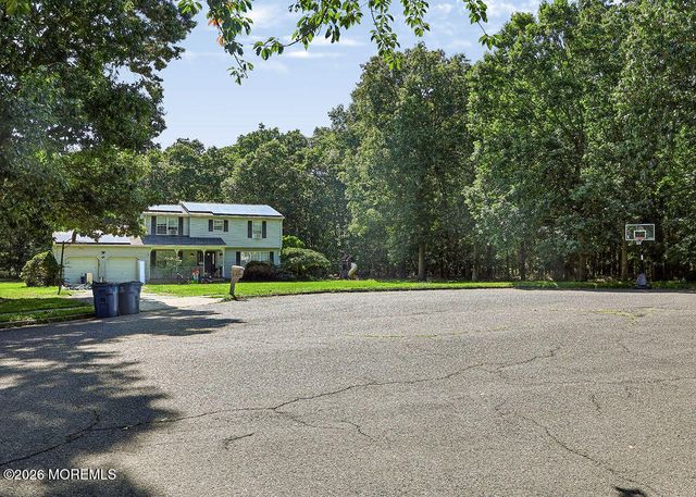 14 Mirta Court, Jackson, NJ 08527