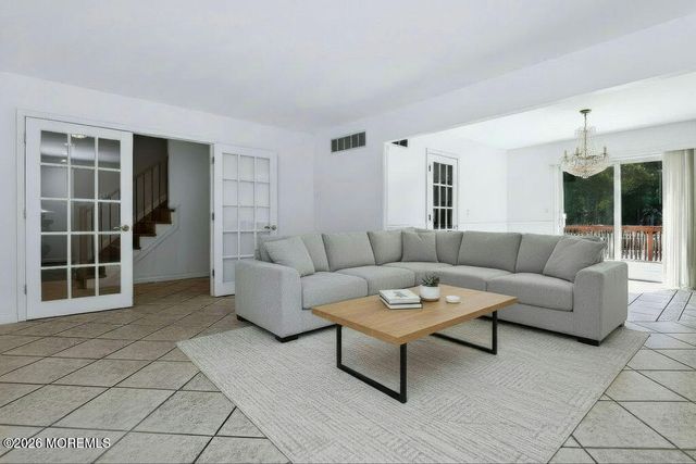 14 Mirta Court, Jackson, NJ 08527