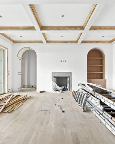 5827 Del Roy Drive, Dallas, TX 75230