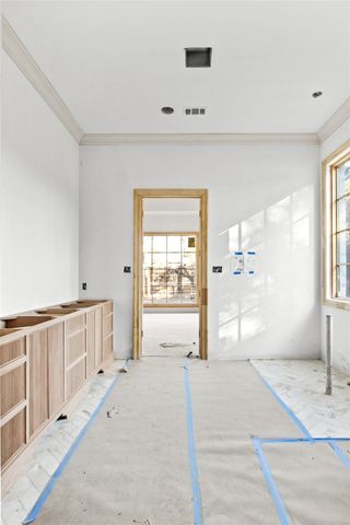 5827 Del Roy Drive, Dallas, TX 75230