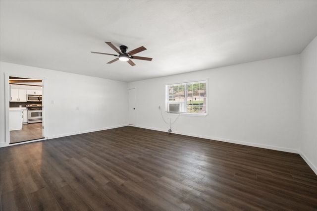 1702 Lazy U Drive, Canton, TX 75103