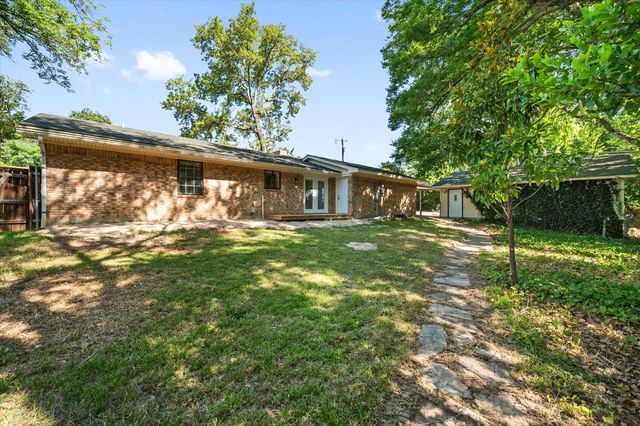 1702 Lazy U Drive, Canton, TX 75103