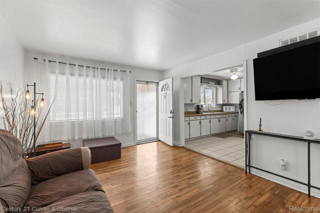 22327 Wick Road, Taylor, MI 48180