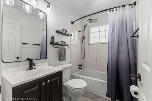 22327 Wick Road, Taylor, MI 48180