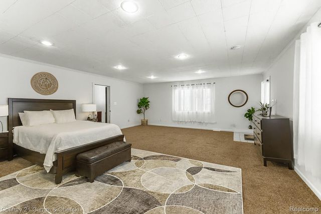 22327 Wick Road, Taylor, MI 48180