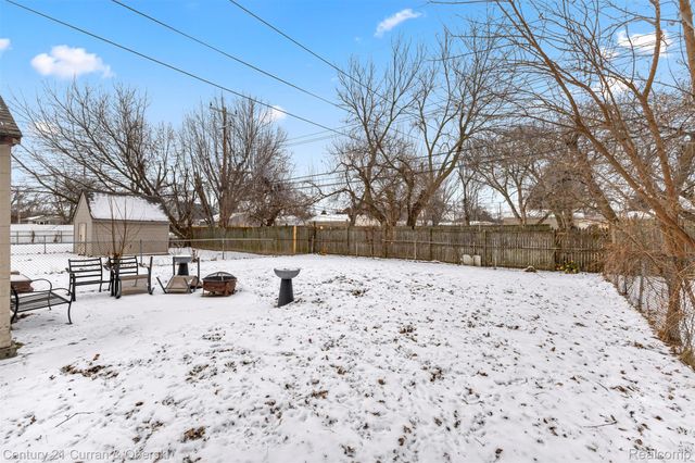 22327 Wick Road, Taylor, MI 48180