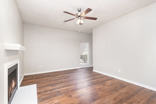 3639 W Northgate Drive 149, Irving, TX 75062