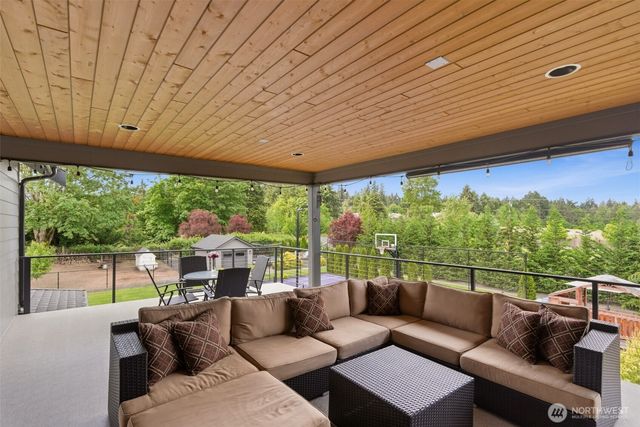 6224 76th Street E, Puyallup, WA 98371