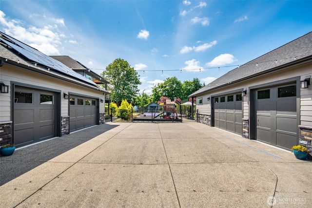 6224 76th Street E, Puyallup, WA 98371