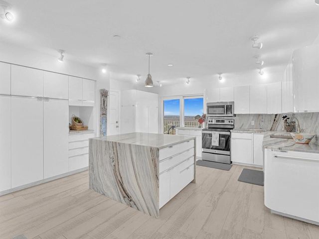 3000 S Ocean Boulevard 1504, Boca Raton, FL 33432