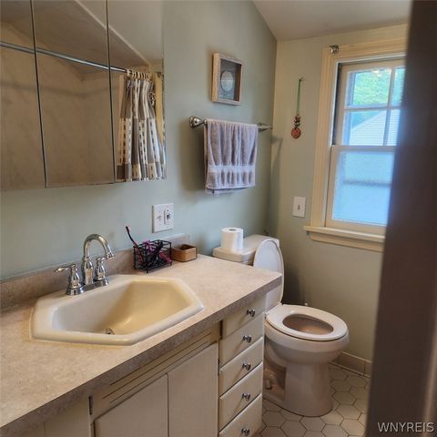 153 Pinecrest Drive, Irondequoit, NY 14617