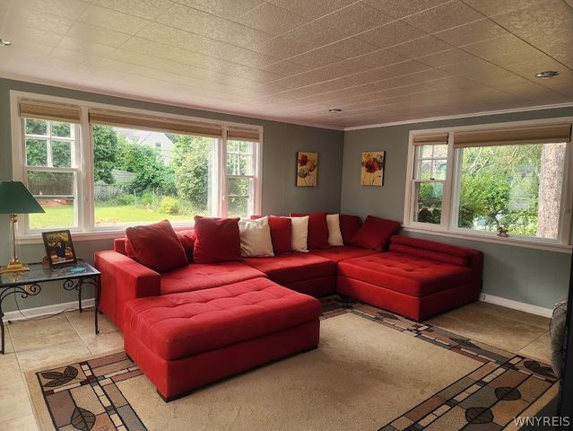 153 Pinecrest Drive, Irondequoit, NY 14617