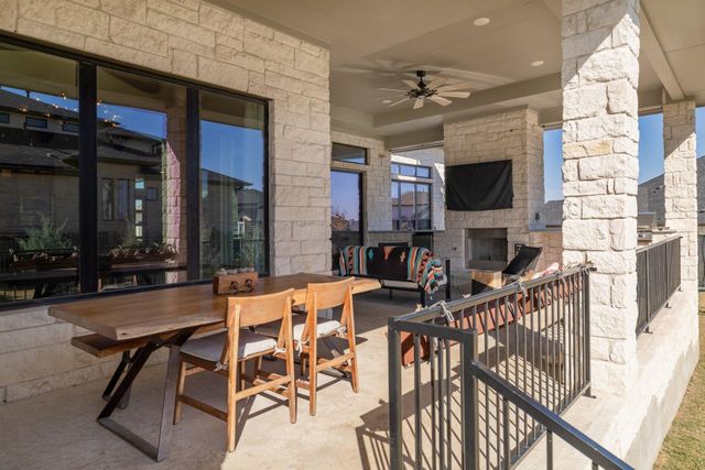 901 Bristol Creek BND, Lakeway, TX 78738