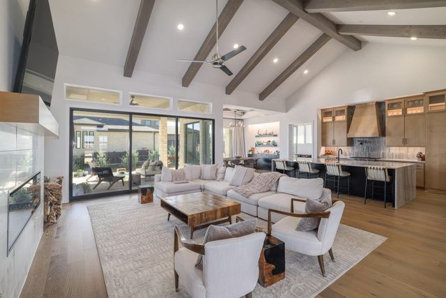 901 Bristol Creek BND, Lakeway, TX 78738