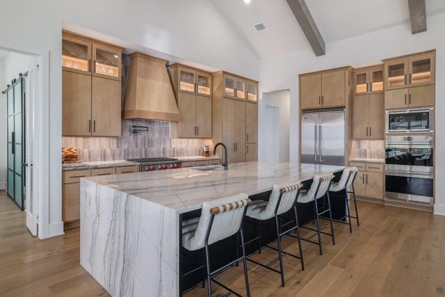 901 Bristol Creek BND, Lakeway, TX 78738