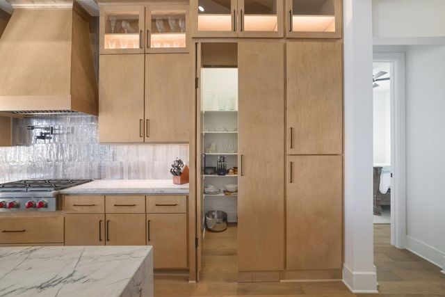 901 Bristol Creek BND, Lakeway, TX 78738