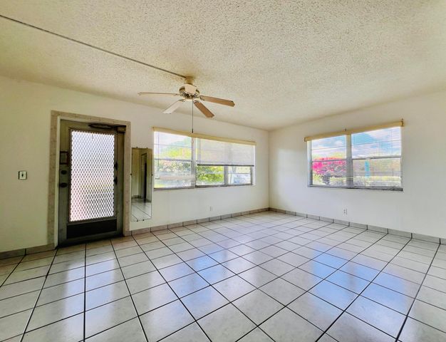 141 Sussex H, West Palm Beach, FL 33417