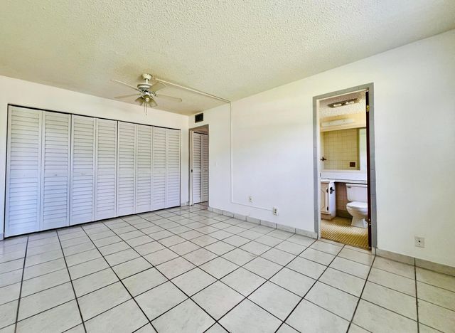 141 Sussex H, West Palm Beach, FL 33417