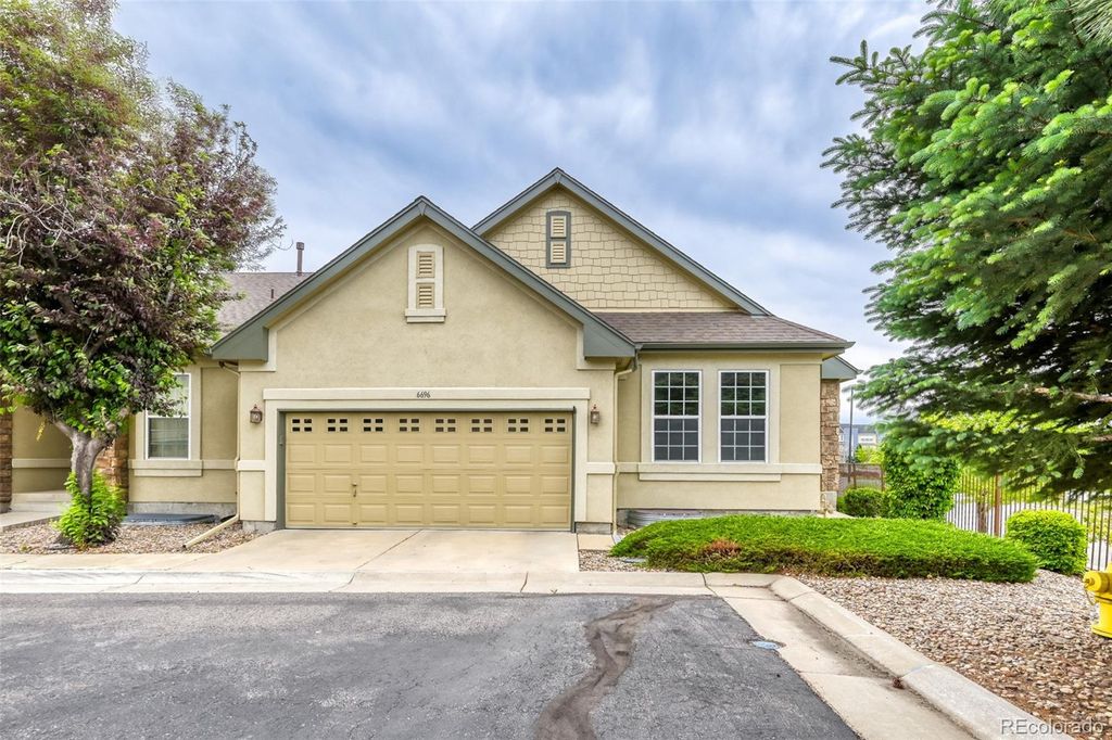 6696 S Shawnee Street, Aurora, CO 80016