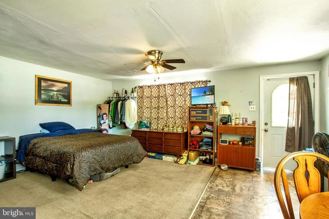 210 S RAILROAD AVE, Rio Grande, NJ 08242