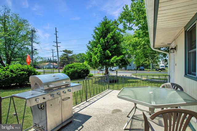 210 S RAILROAD AVE, Rio Grande, NJ 08242