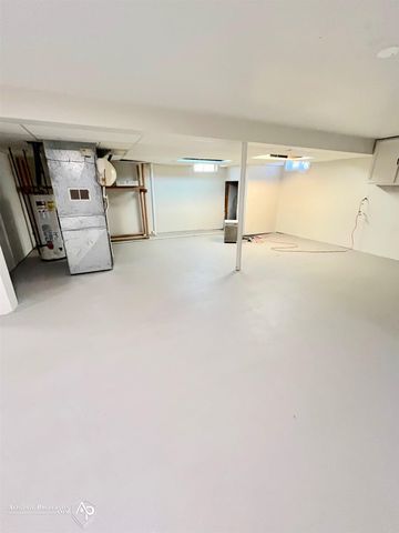 6323 Bluejay Drive, Flint, MI 48506