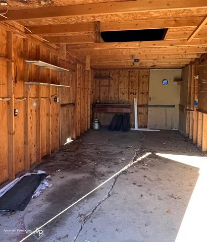 6323 Bluejay Drive, Flint, MI 48506