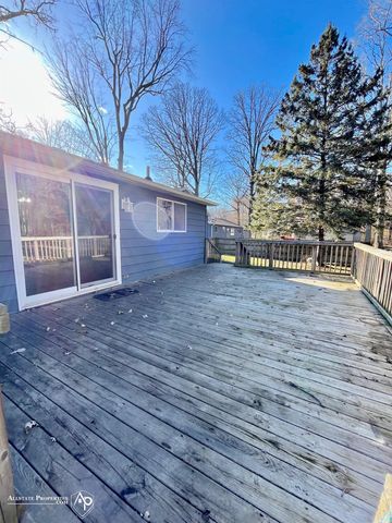 6323 Bluejay Drive, Flint, MI 48506