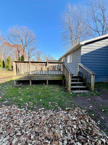 6323 Bluejay Drive, Flint, MI 48506