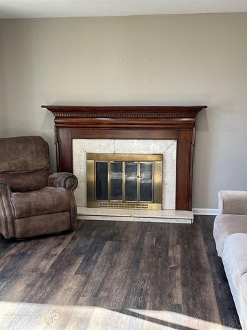 6323 Bluejay Drive, Flint, MI 48506