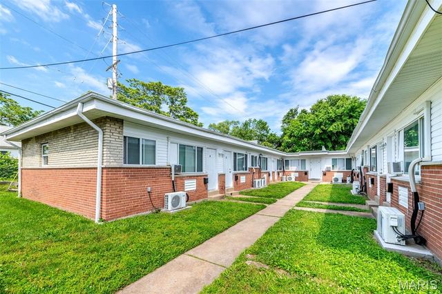 1068 Sutter Avenue, St Louis, MO 63130