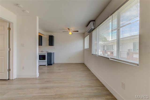 1068 Sutter Avenue, St Louis, MO 63130
