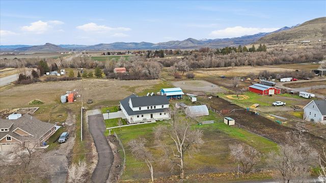 1009 E HIGH CREEK RD, Cove, UT 84320