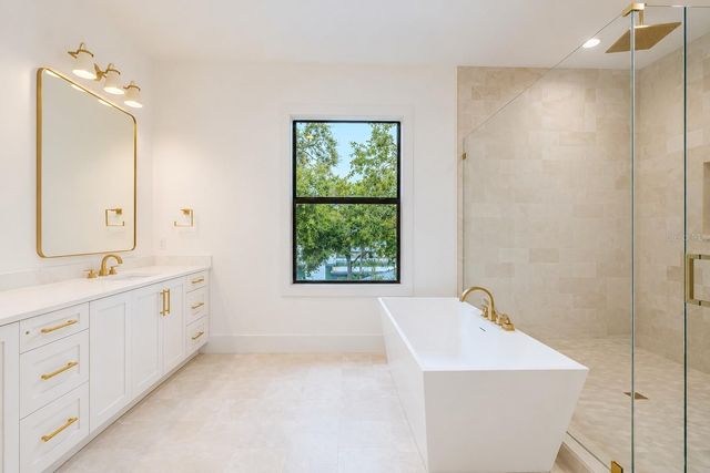 4608 W EL PRADO BOULEVARD, Tampa, FL 33629