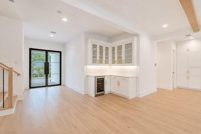 4608 W EL PRADO BOULEVARD, Tampa, FL 33629
