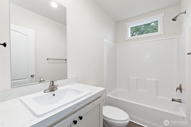 309 Sumner Street N, Bucoda, WA 98589