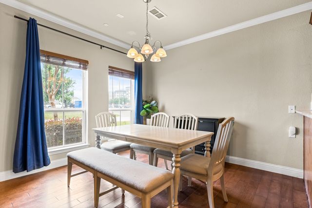 207 S Kealy Avenue, Lewisville, TX 75057