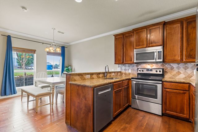 207 S Kealy Avenue, Lewisville, TX 75057