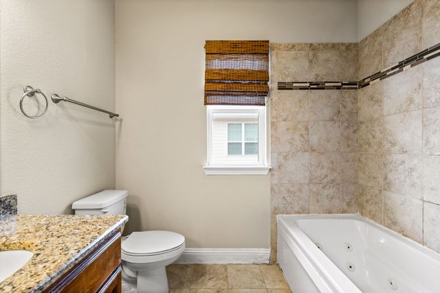 207 S Kealy Avenue, Lewisville, TX 75057