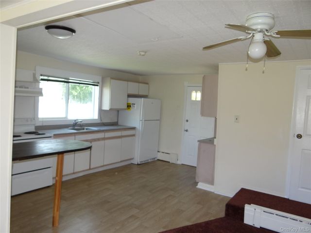 272 12th Avenue, West Babylon, NY 11704