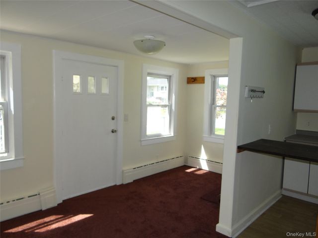 272 12th Avenue, West Babylon, NY 11704