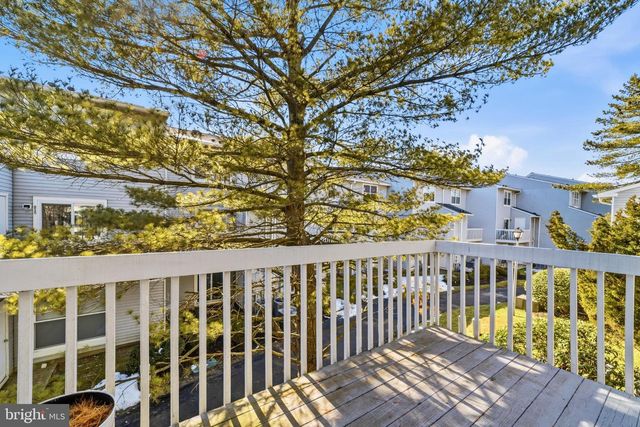 401 PARK PLACE DR, Cherry Hill, NJ 08002