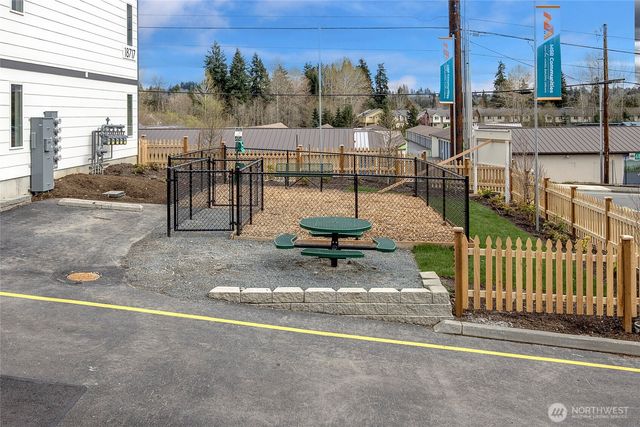 6726 NE 187th Street #104, Kenmore, WA 98028