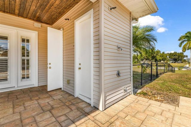 5595 RIVERSIDE DRIVE, Punta Gorda, FL 33982