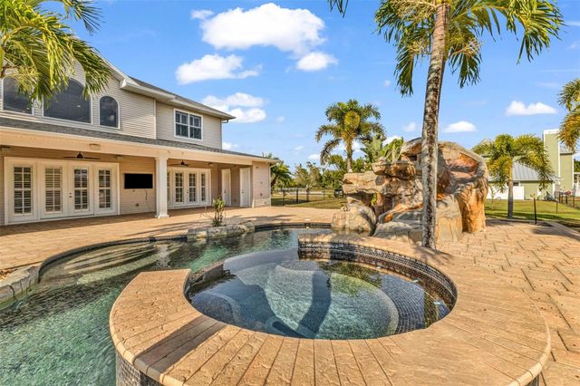 5595 RIVERSIDE DRIVE, Punta Gorda, FL 33982