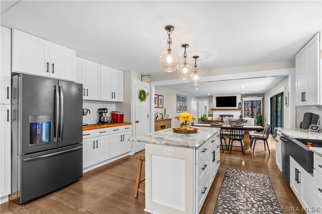 1611 Woodland Road, New Albany, IN 47150