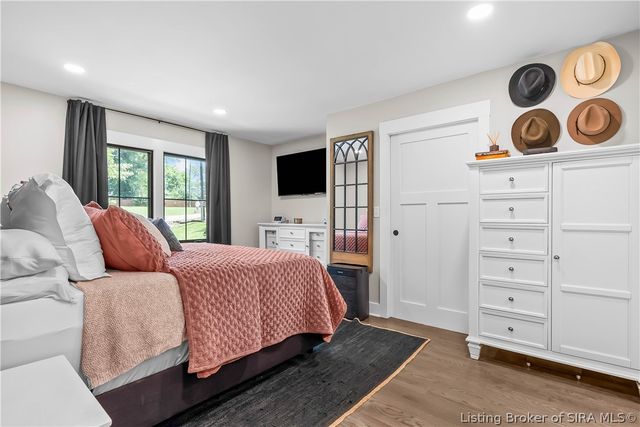 1611 Woodland Road, New Albany, IN 47150