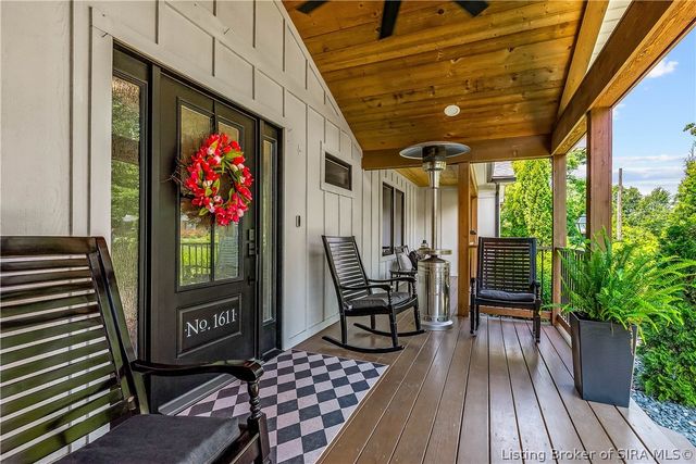 1611 Woodland Road, New Albany, IN 47150