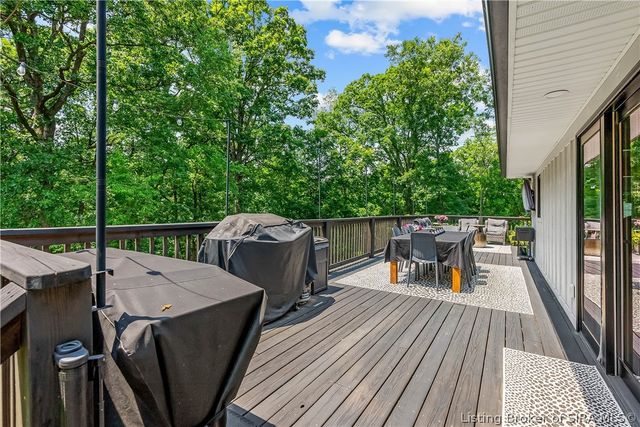 1611 Woodland Road, New Albany, IN 47150