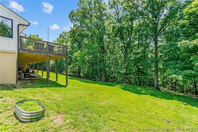 1611 Woodland Road, New Albany, IN 47150